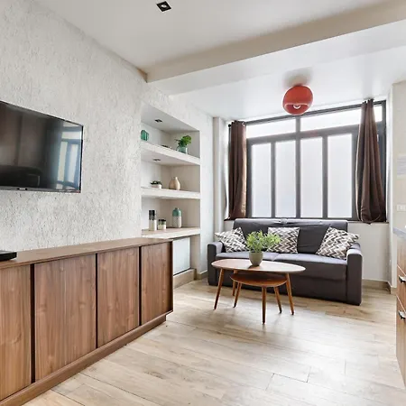 De Charme 2br Canal Saint Martin Paris