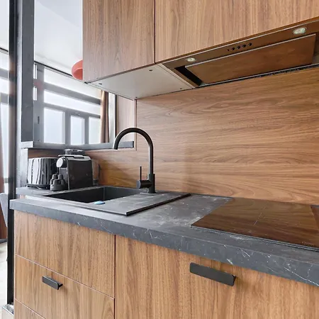 De Charme 2br Canal Saint Martin