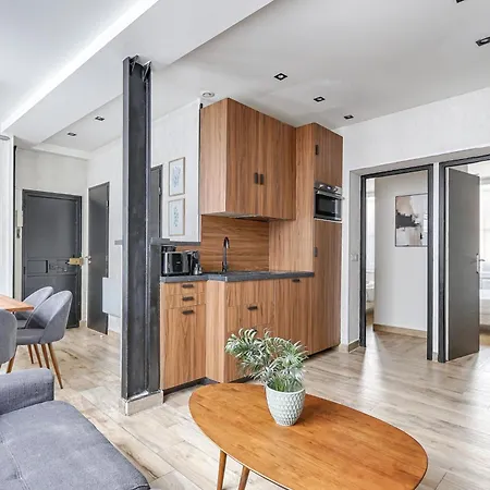 De Charme 2br Canal Saint Martin Apartment *